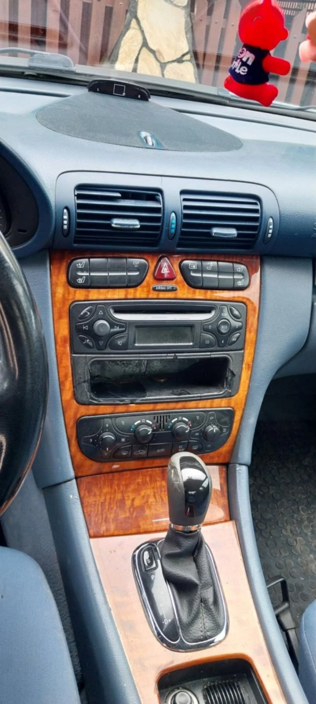 Mercedes-Benz 220 cdi - изображение 10