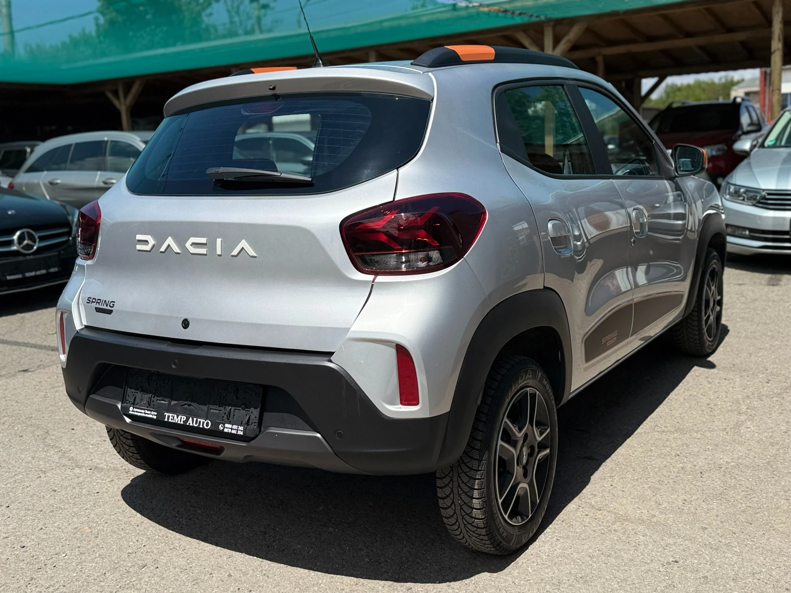 Dacia Spring 33 kW* СЕРВИЗНА ИСТОРИЯ С ЗАПАЗЕНА ГАРАНЦИЯ! - изображение 5
