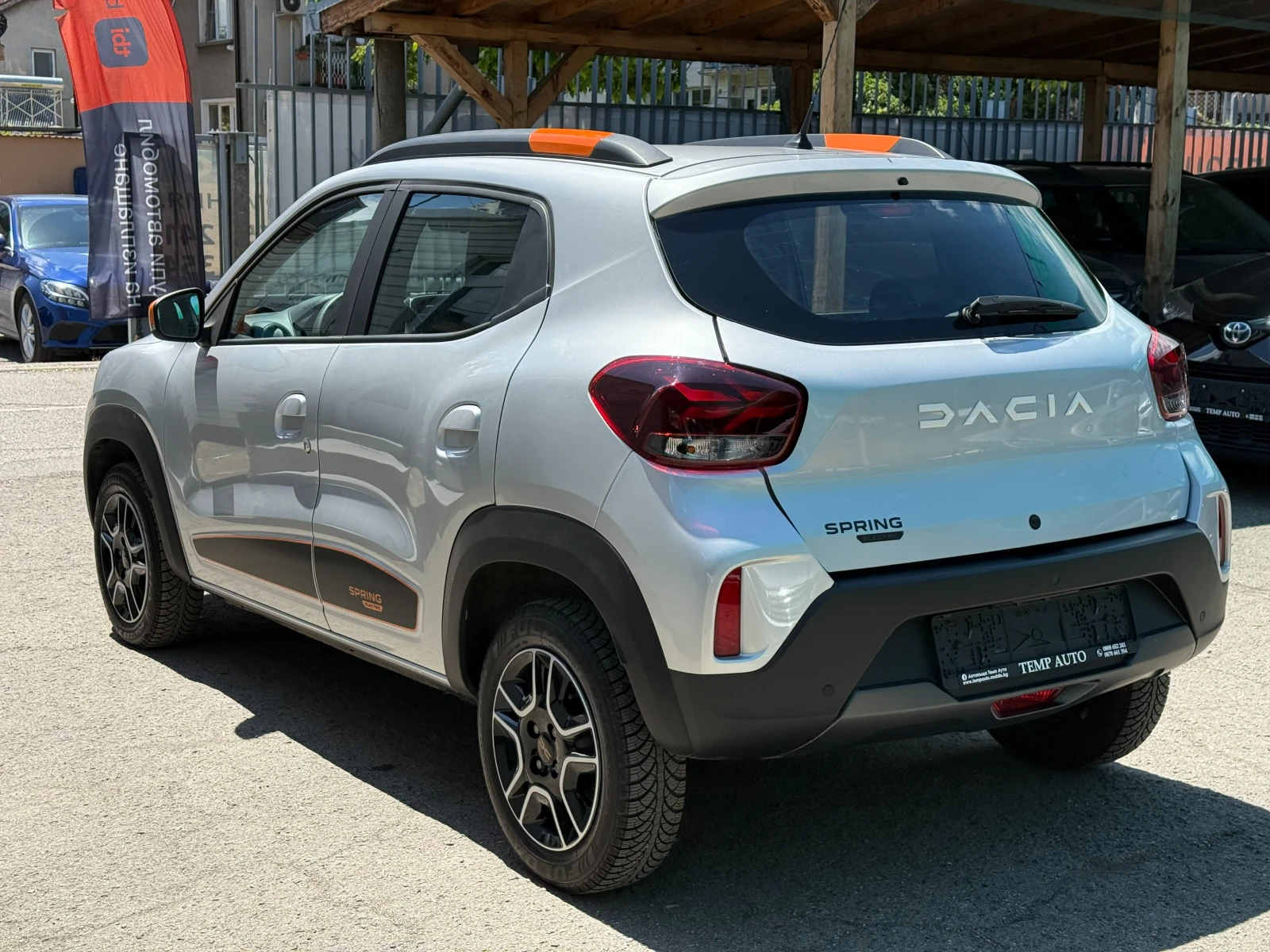 Dacia Spring 33 kW* СЕРВИЗНА ИСТОРИЯ С ЗАПАЗЕНА ГАРАНЦИЯ! - изображение 7