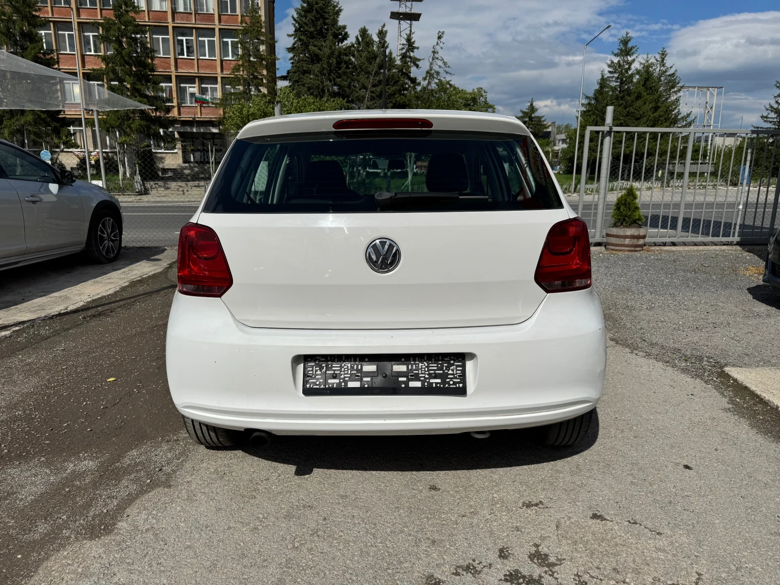 VW Polo Автоматик - изображение 5