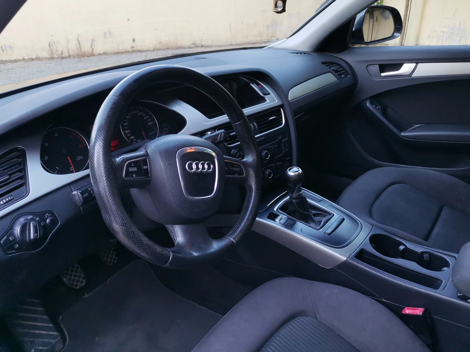 Audi A4  - изображение 10