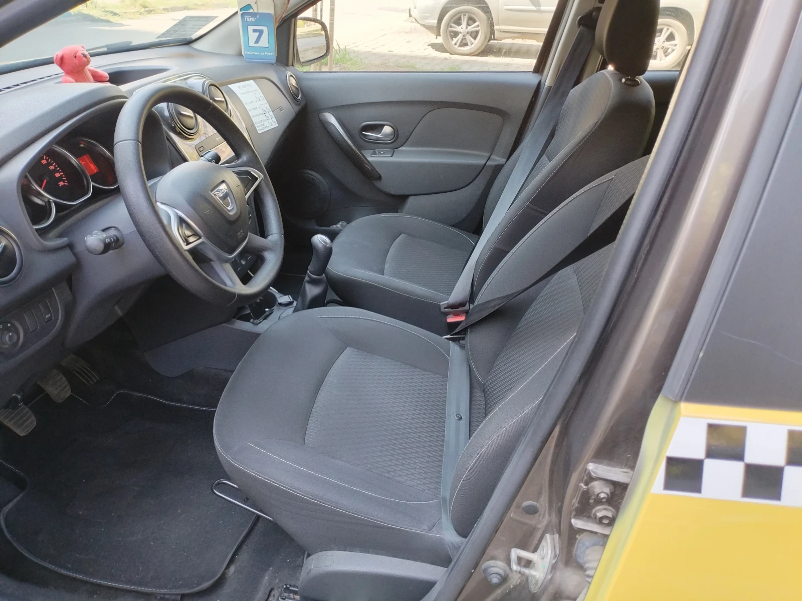 Dacia Sandero 1.5dci - изображение 6