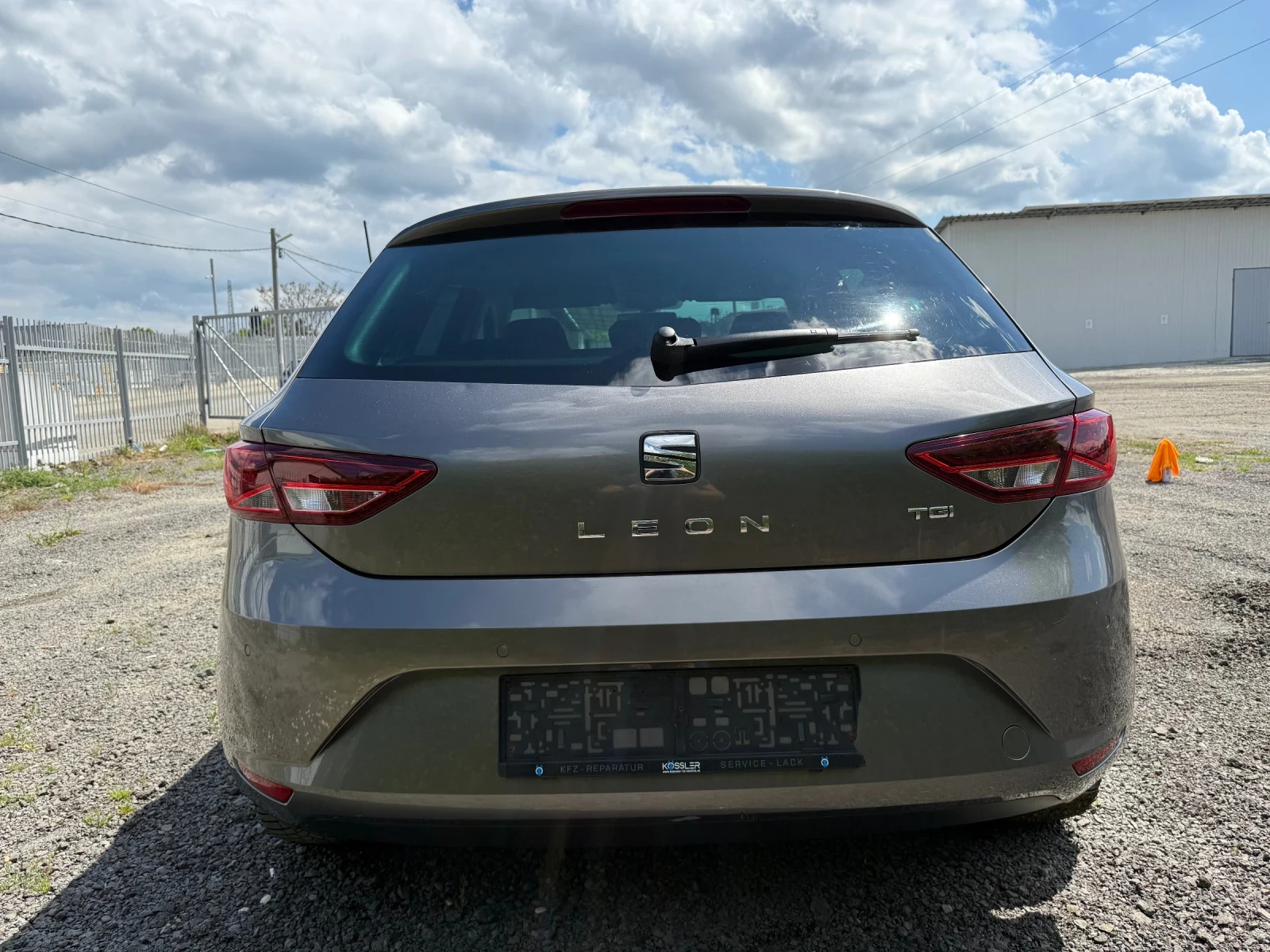 Seat Leon 1.4 TGI - изображение 8