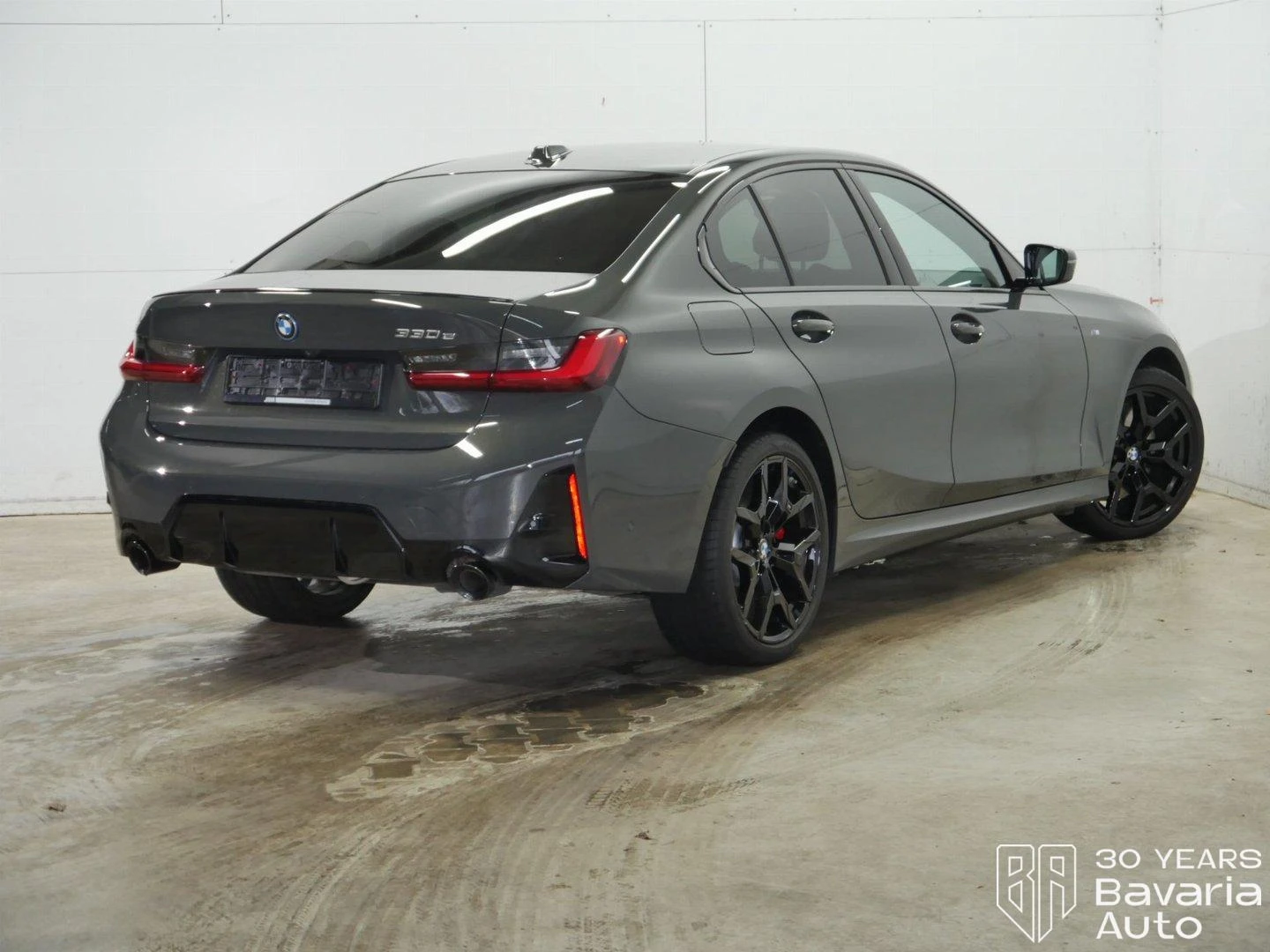 BMW 330 e M Sport Paket Sportautomatic | Mobile.bg   3