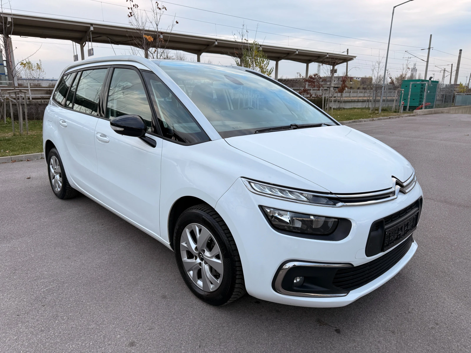 Citroen C4 Picasso 1.5HDI* NAVI* CARPLAY* EURO6*  | Mobile.bg   3