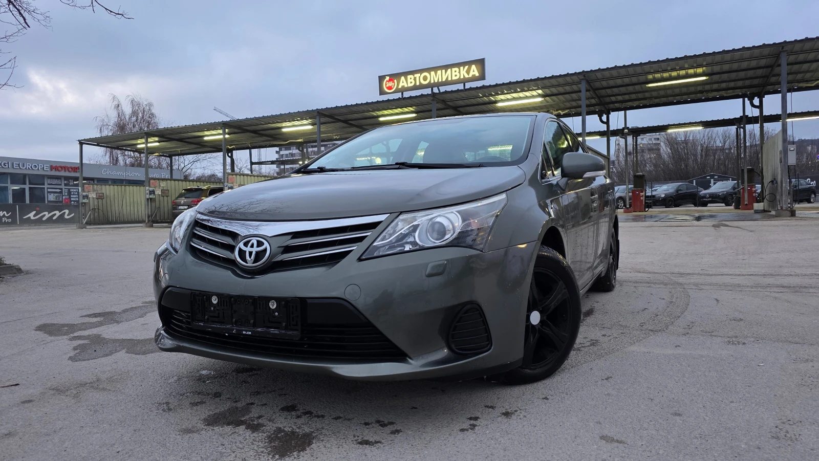 Toyota Avensis УНИКАТ/FACE LIFT, снимка 3 - Автомобили и джипове - 53831009
