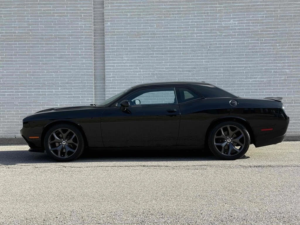 Dodge Challenger 2016 Dodge Challenger SXT RWD, снимка 4 - Автомобили и джипове - 53849174