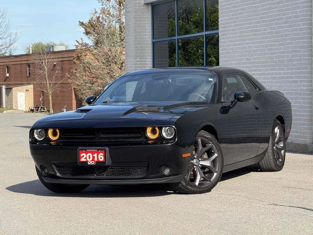 Dodge Challenger 2016 Dodge Challenger SXT RWD