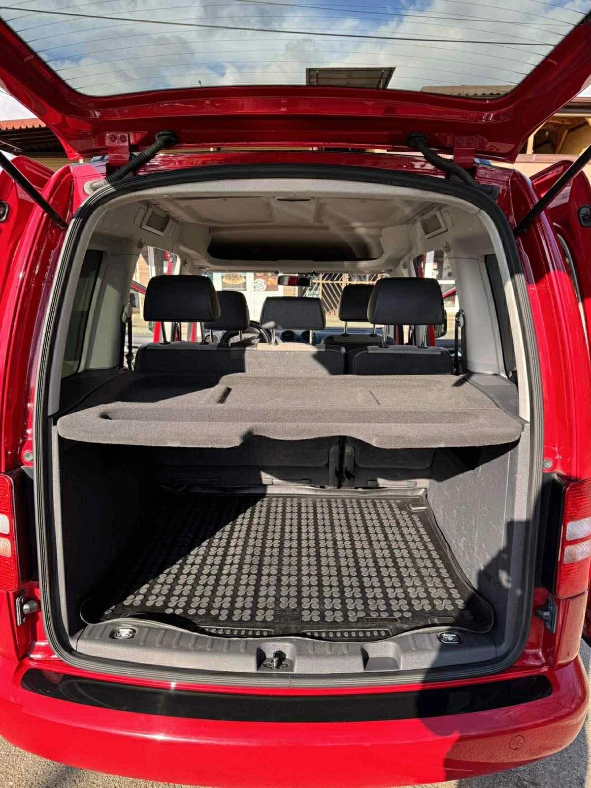 VW Caddy 30 Edition , снимка 10 - Автомобили и джипове - 53877263