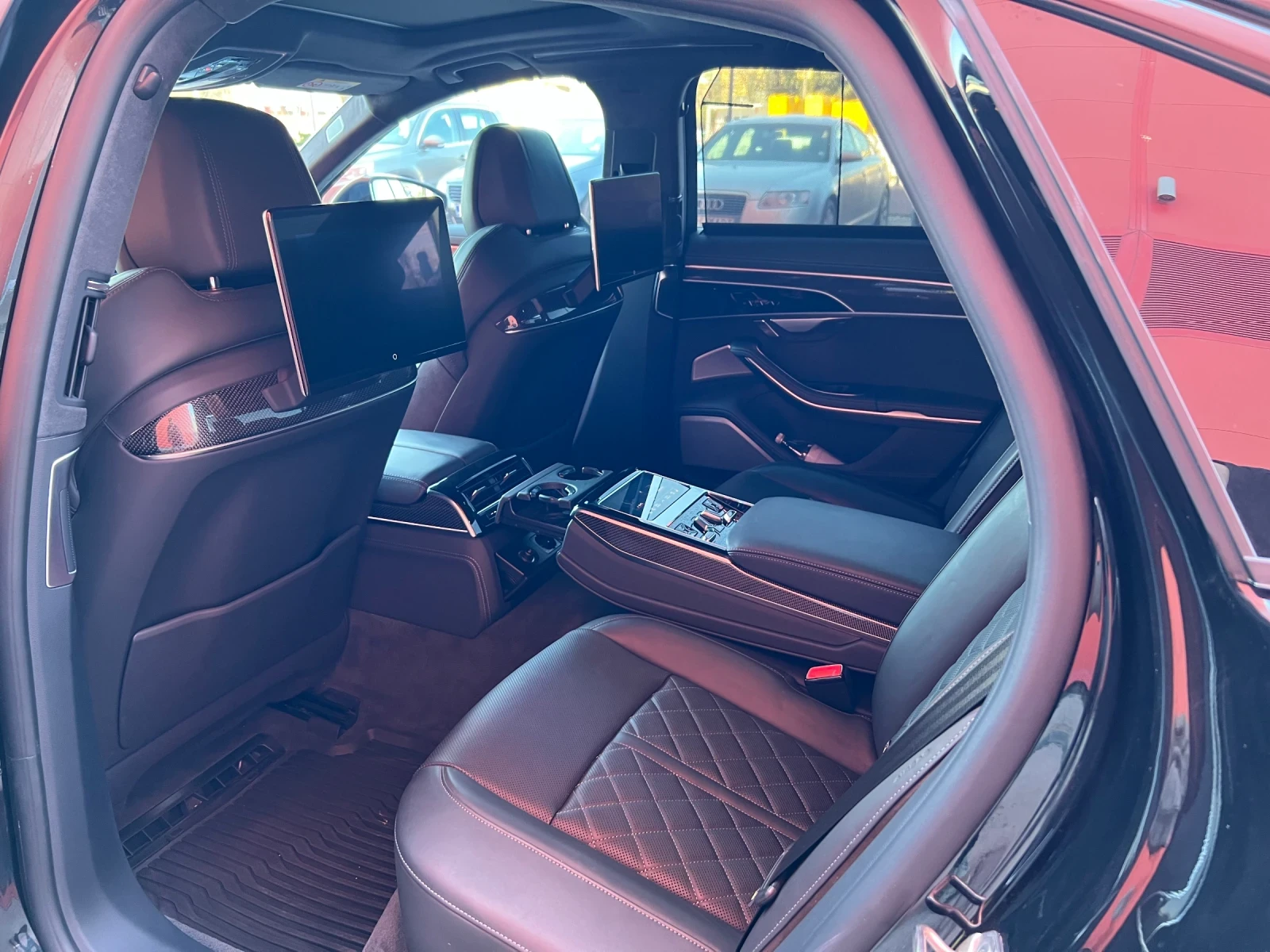 Audi A8 60 TFSI Plug-in Hybrid S-Line Гаранция, снимка 11 - Автомобили и джипове - 54128901