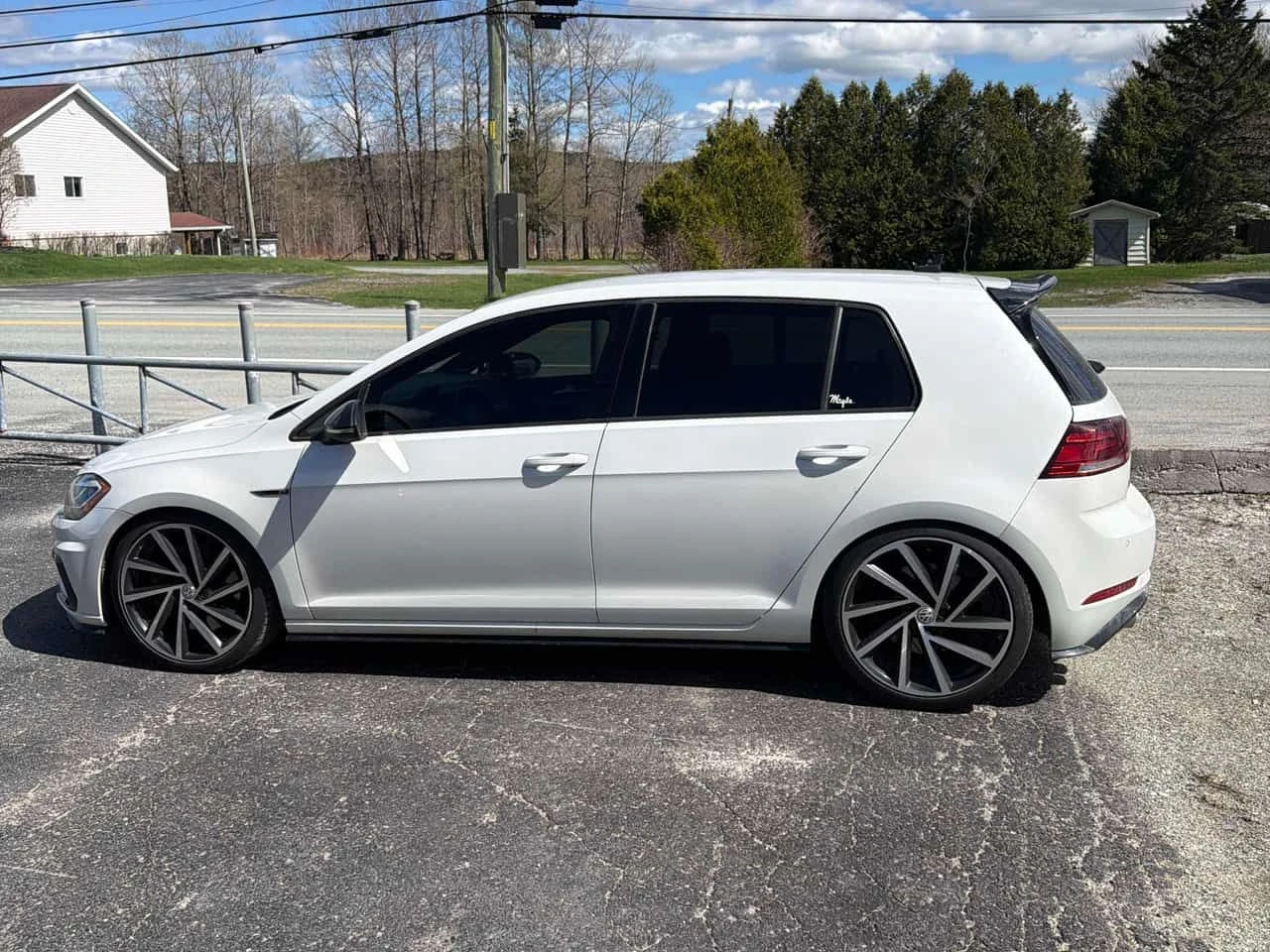 VW Golf  Manual | LED | КОЖА | ПОДГРЕВИ , снимка 2 - Автомобили и джипове - 54594406