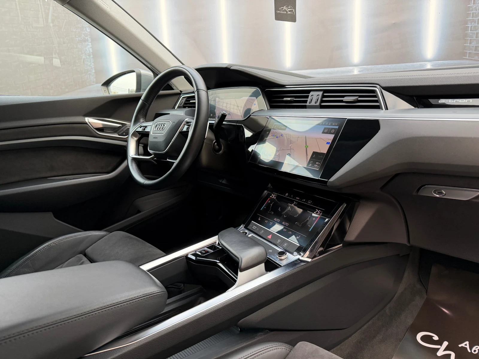 Audi E-Tron 50  , снимка 10 - Автомобили и джипове - 54710822