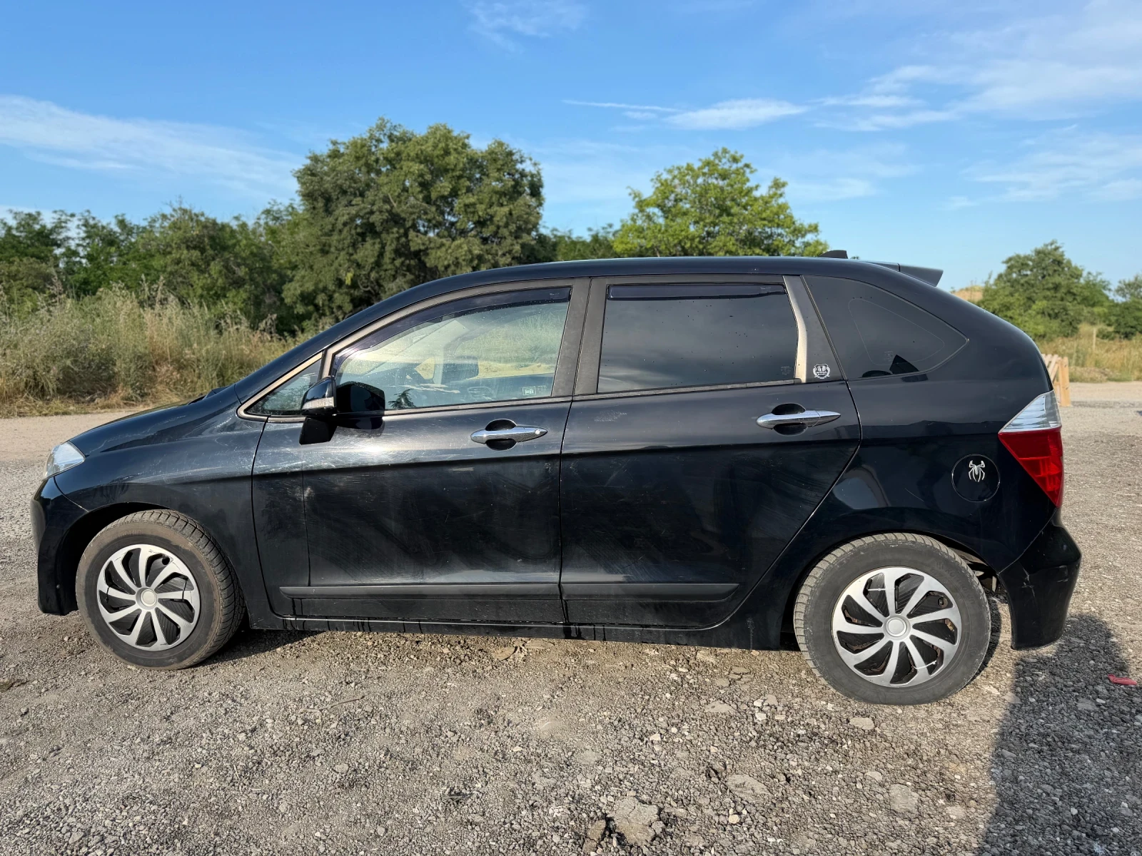 Honda Fr-v, снимка 14 - Автомобили и джипове - 54991948