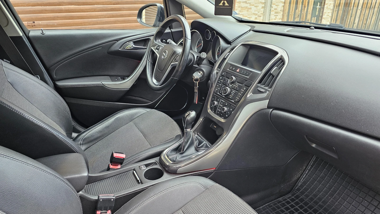 Opel Astra Cosmo - Turbo, снимка 16 - Автомобили и джипове - 55003148