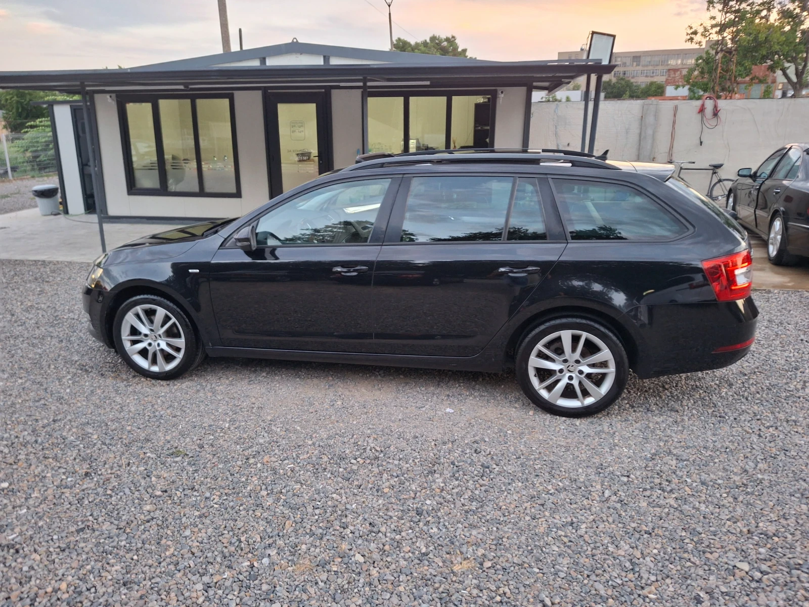 Skoda Octavia Skoda  Panorama Voll Voll, снимка 14 - Автомобили и джипове - 55154892