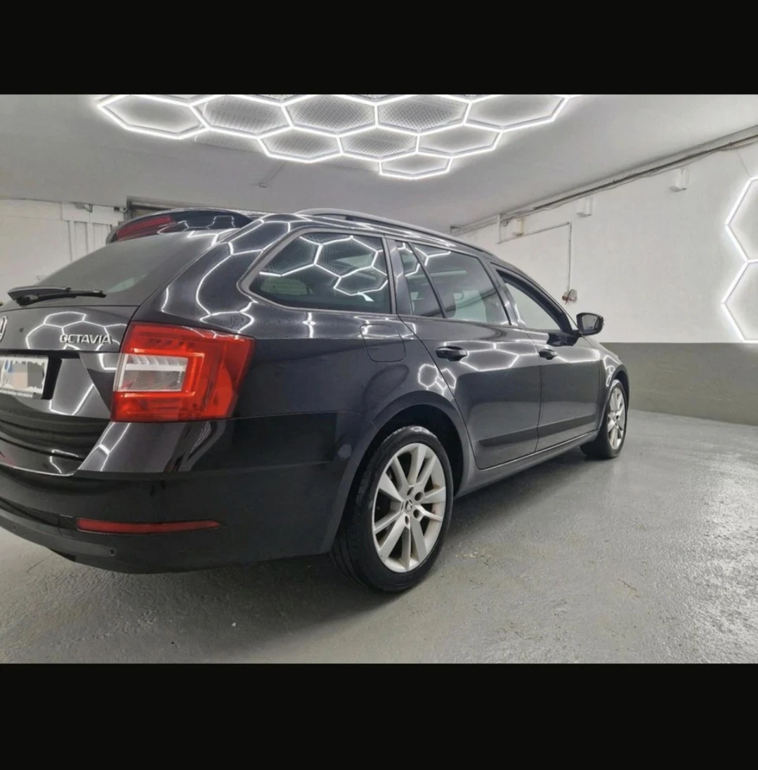Skoda Octavia Skoda  Panorama Voll Voll, снимка 11 - Автомобили и джипове - 55154892