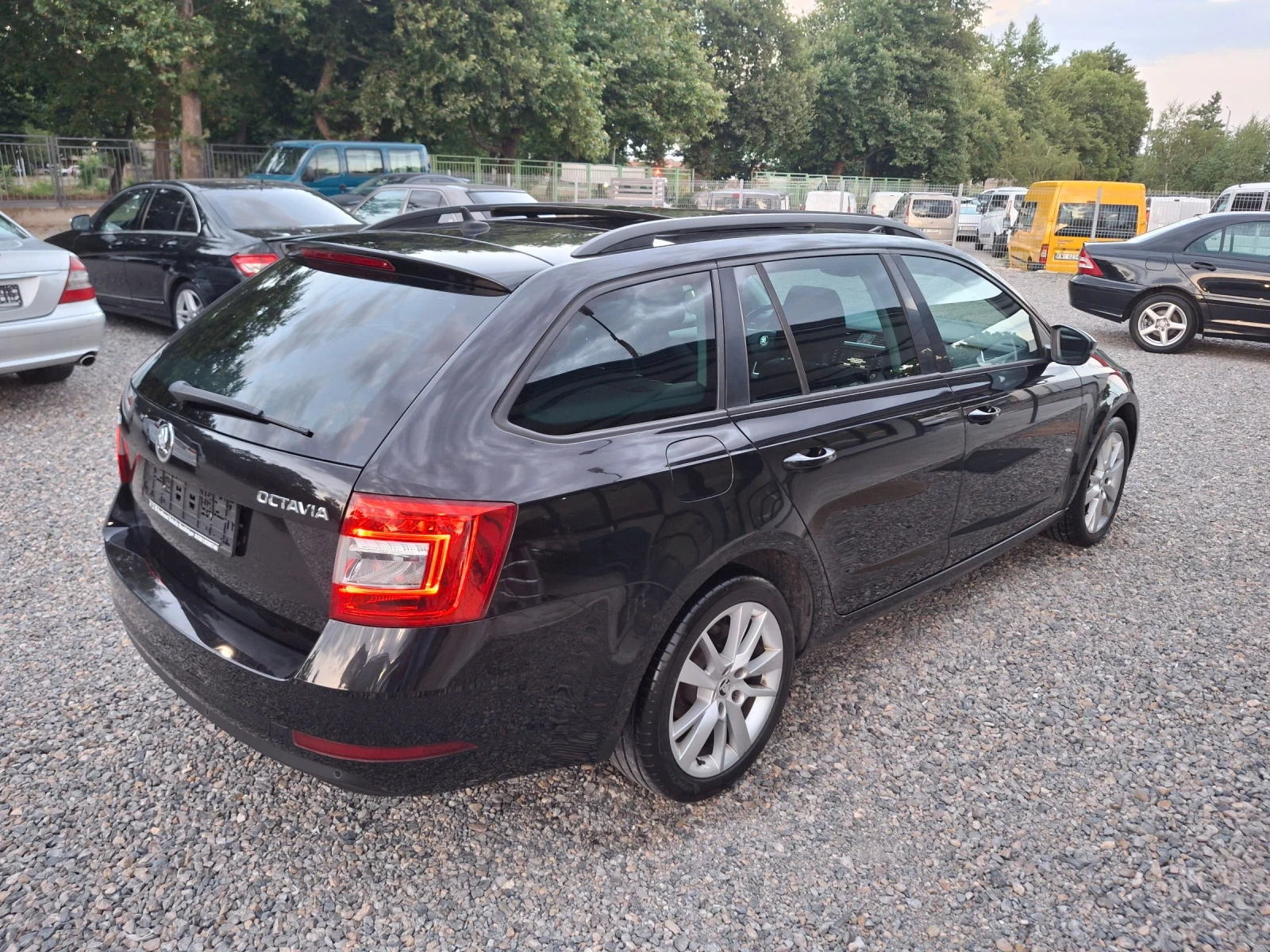 Skoda Octavia Skoda  Panorama Voll Voll, снимка 6 - Автомобили и джипове - 55154892