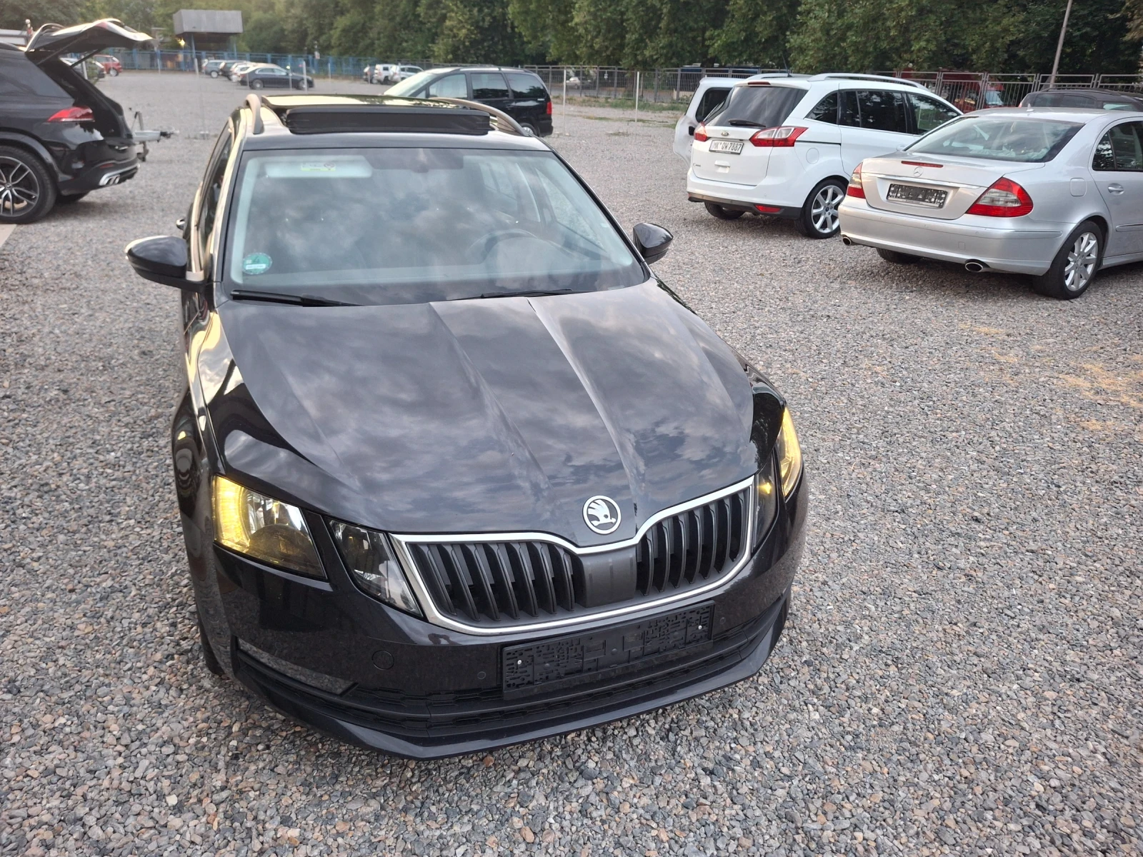 Skoda Octavia Skoda  Panorama Voll Voll, снимка 11 - Автомобили и джипове - 55154892