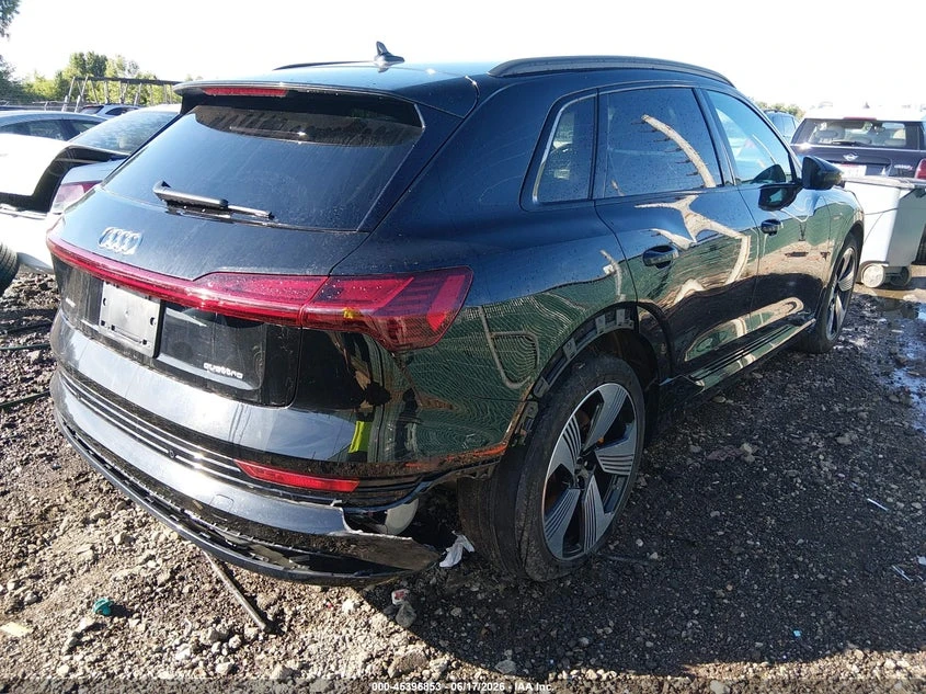 Audi E-Tron Premium Plus Quattro, снимка 4 - Автомобили и джипове - 55240979