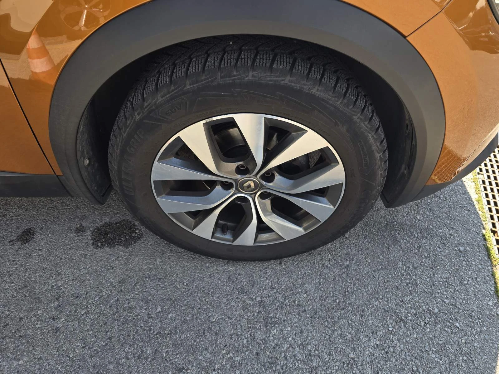 Renault Captur 1.0 TCe 100 LPG, снимка 14 - Автомобили и джипове - 55313940