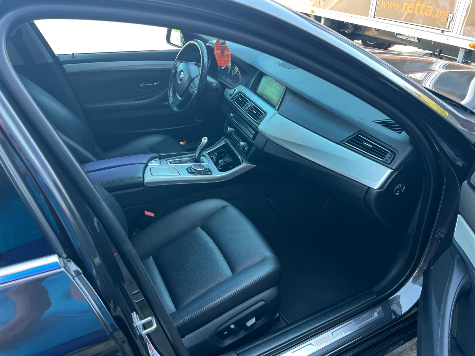 BMW 530 530 xd touring luxury line, снимка 8 - Автомобили и джипове - 55578007