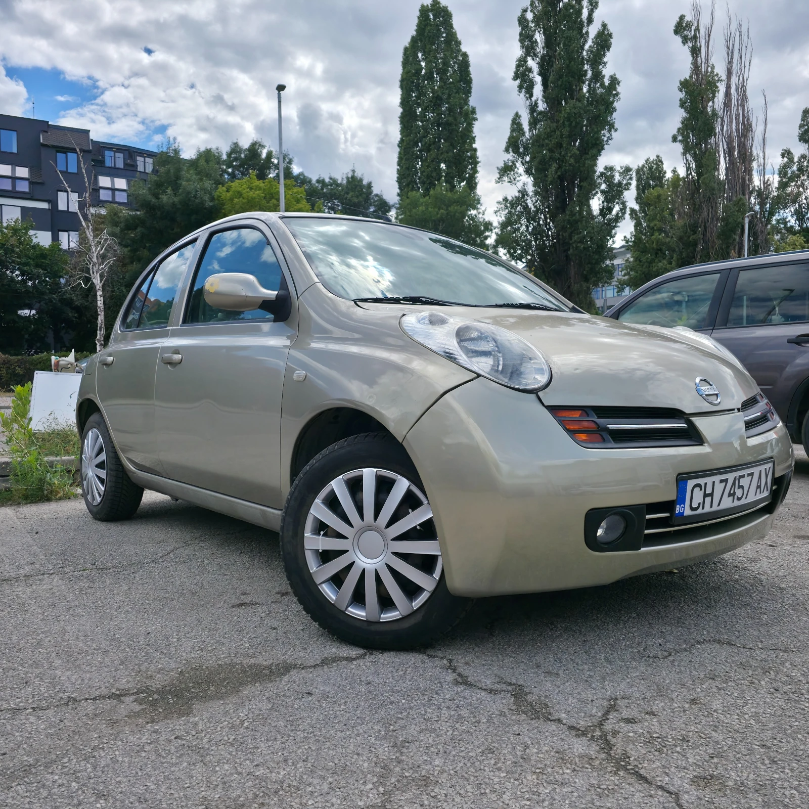Nissan Micra