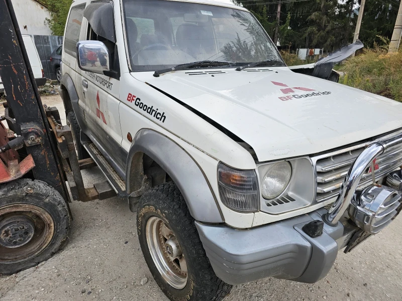 Mitsubishi Pajero 2.5 Td, снимка 6 - Автомобили и джипове - 47162681