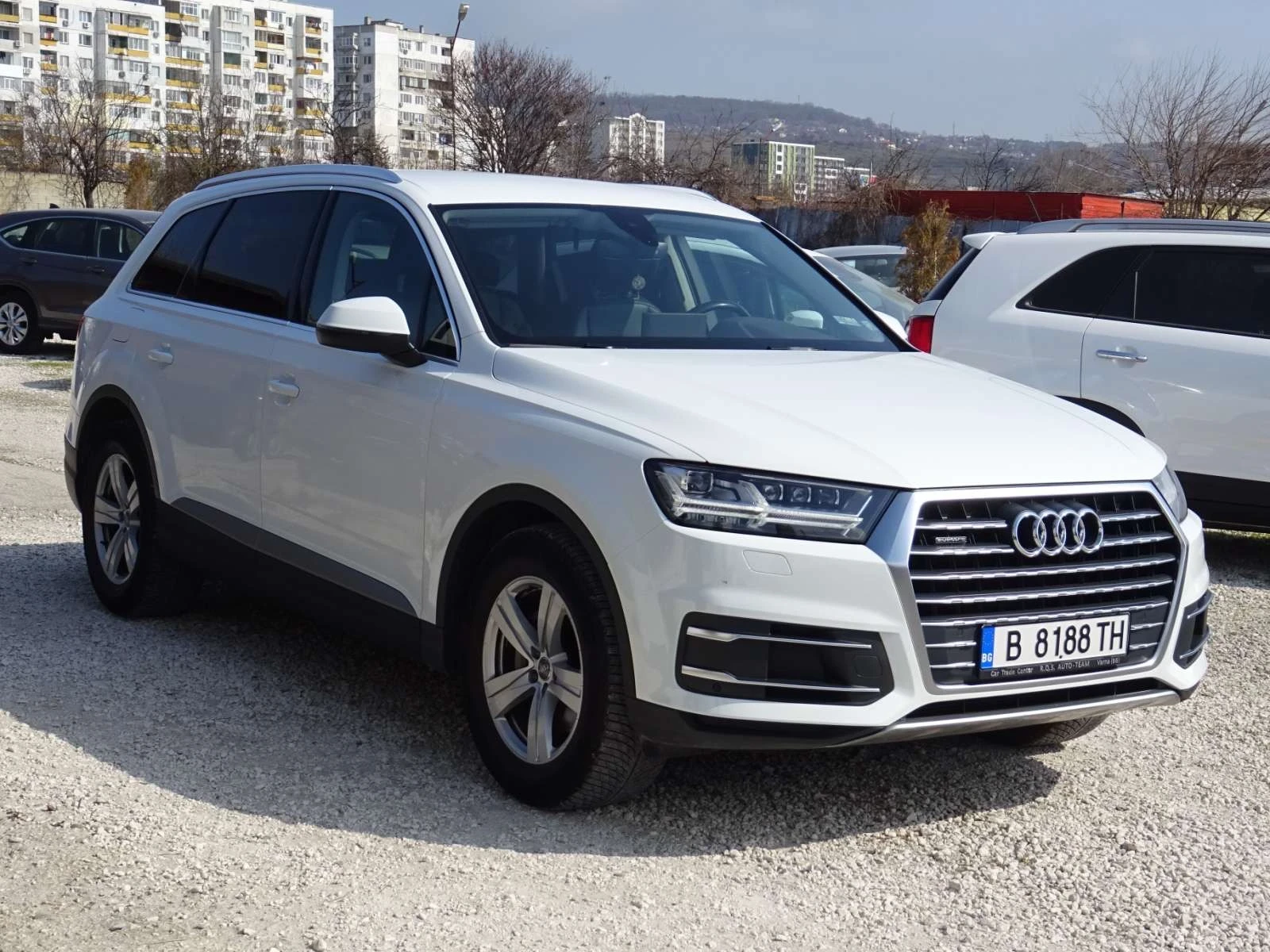 Audi Q7 3.0 - изображение 2