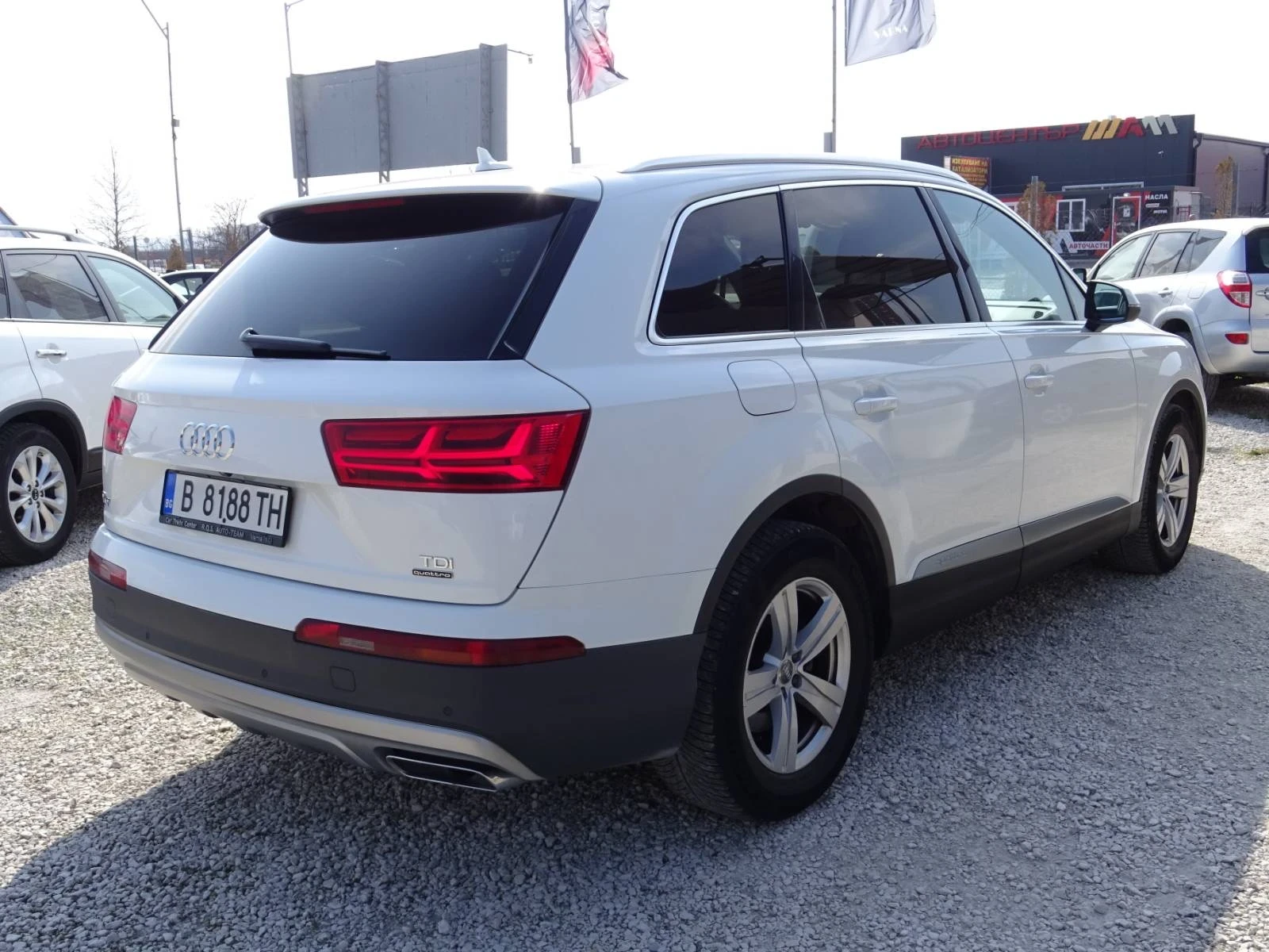 Audi Q7 3.0 - изображение 5