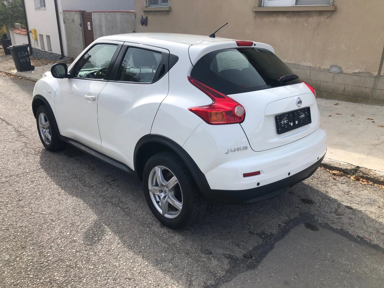 Nissan Juke 1.6, 116, SWISS - изображение 6