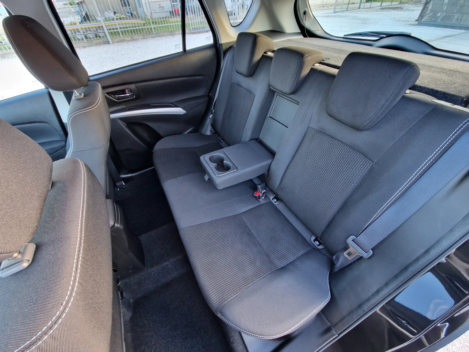 Suzuki SX4 S-Cross 1.4Ti-4x4* AUT* AllGrip* CAMERA* DISTRONIC* EURO 6 | Mobile.bg   14