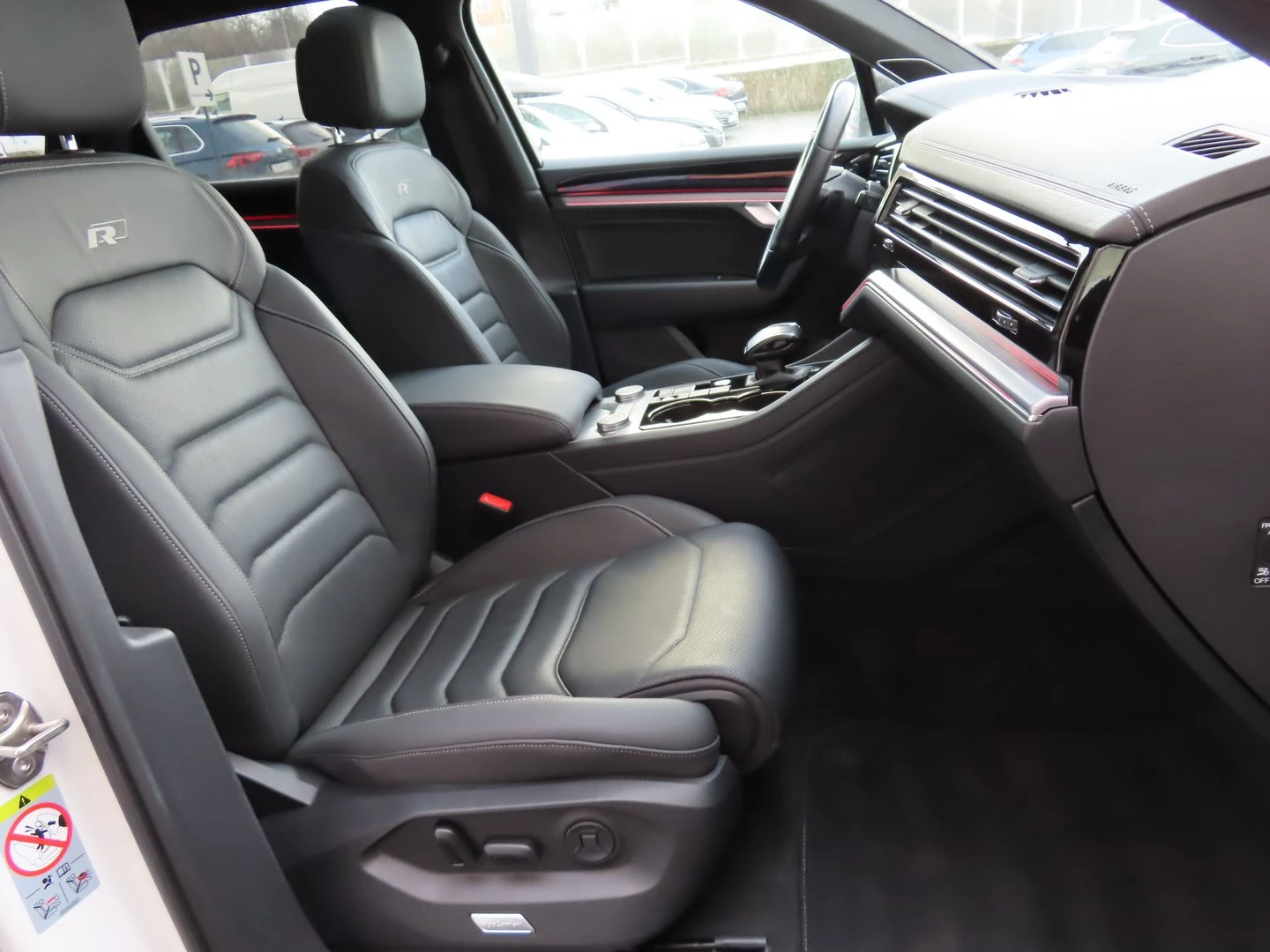 VW Touareg R-Line 3.0 V6 TDI SCR 4MOTION | Mobile.bg � ����������� 9