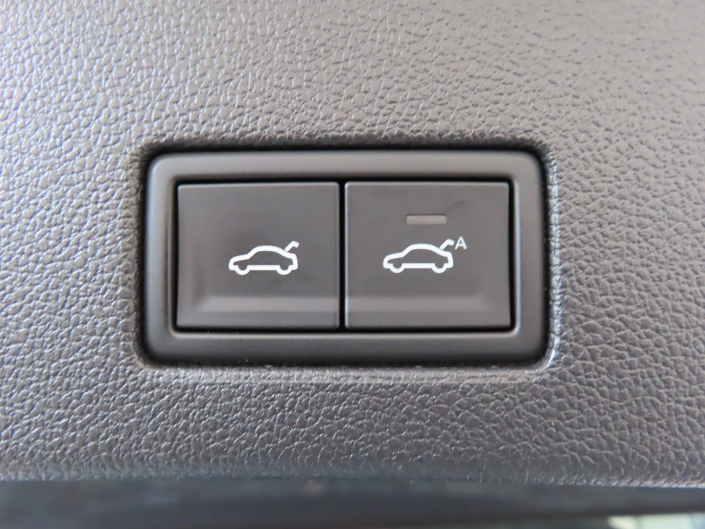 VW Touareg R-Line 3.0 V6 TDI SCR 4MOTION | Mobile.bg � ����������� 5