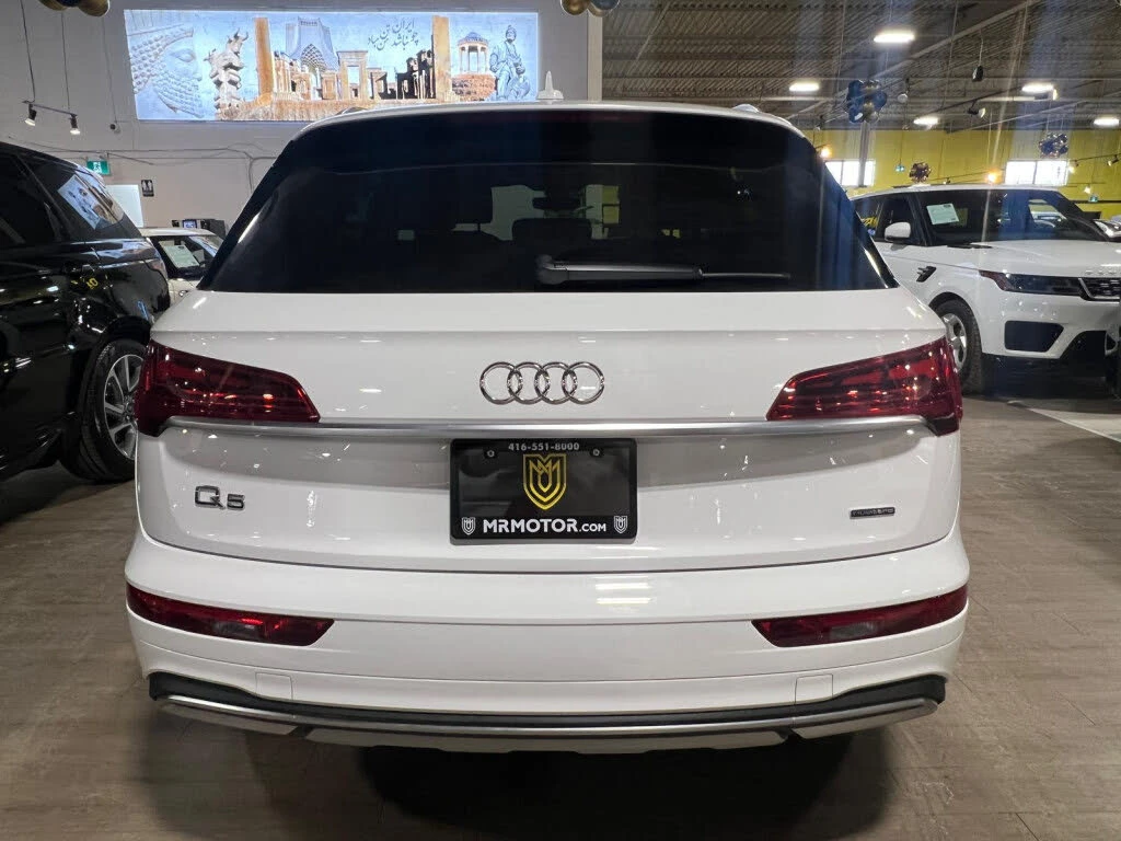 Audi Q5 quattro Komfort* TFSI* АвтоКредит* (ЦЕНА ДО БГ), снимка 5 - Автомобили и джипове - 53839862