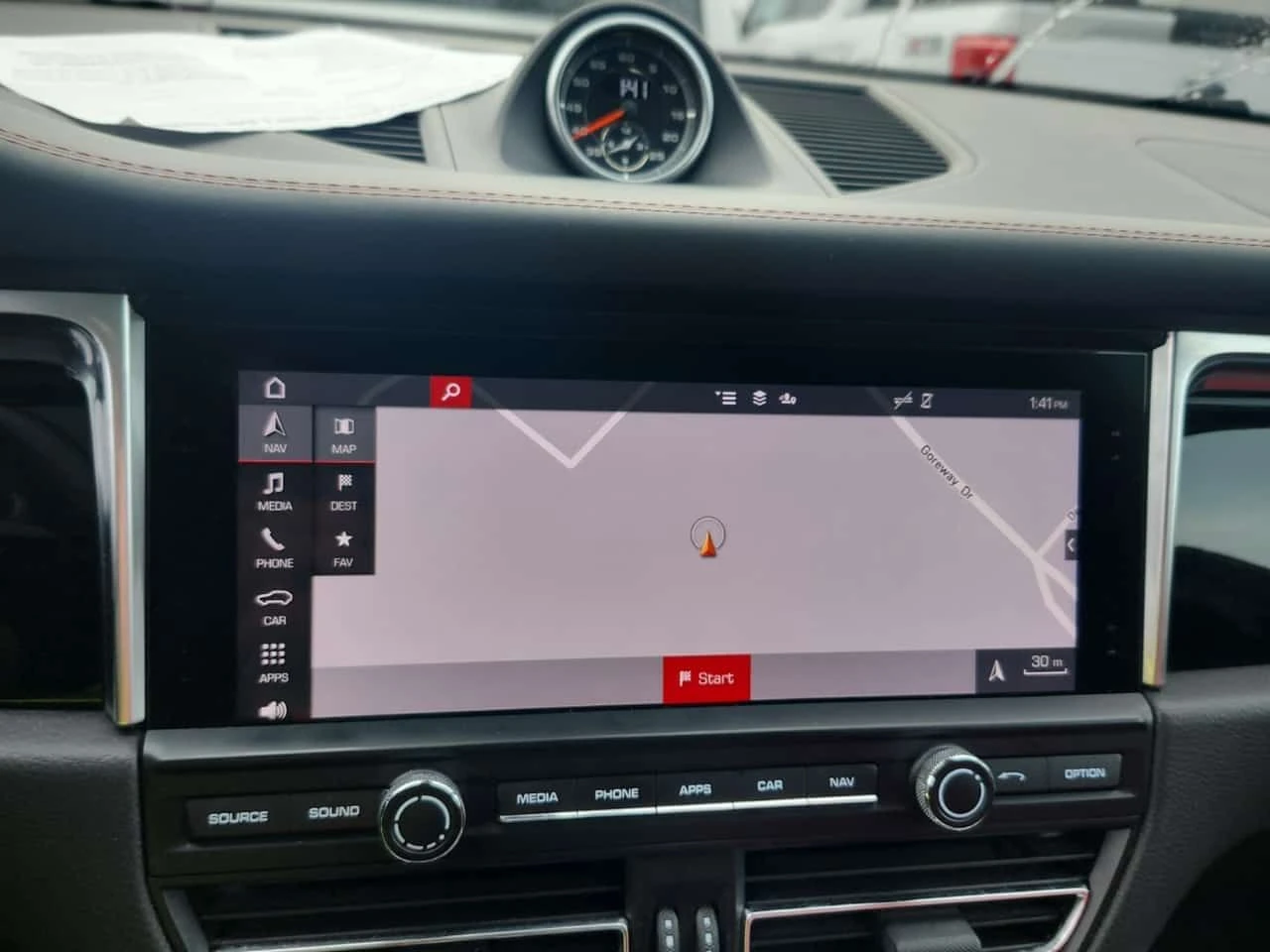 Porsche Macan  S / CARFAX / Engine (noise, снимка 10 - Автомобили и джипове - 53947135