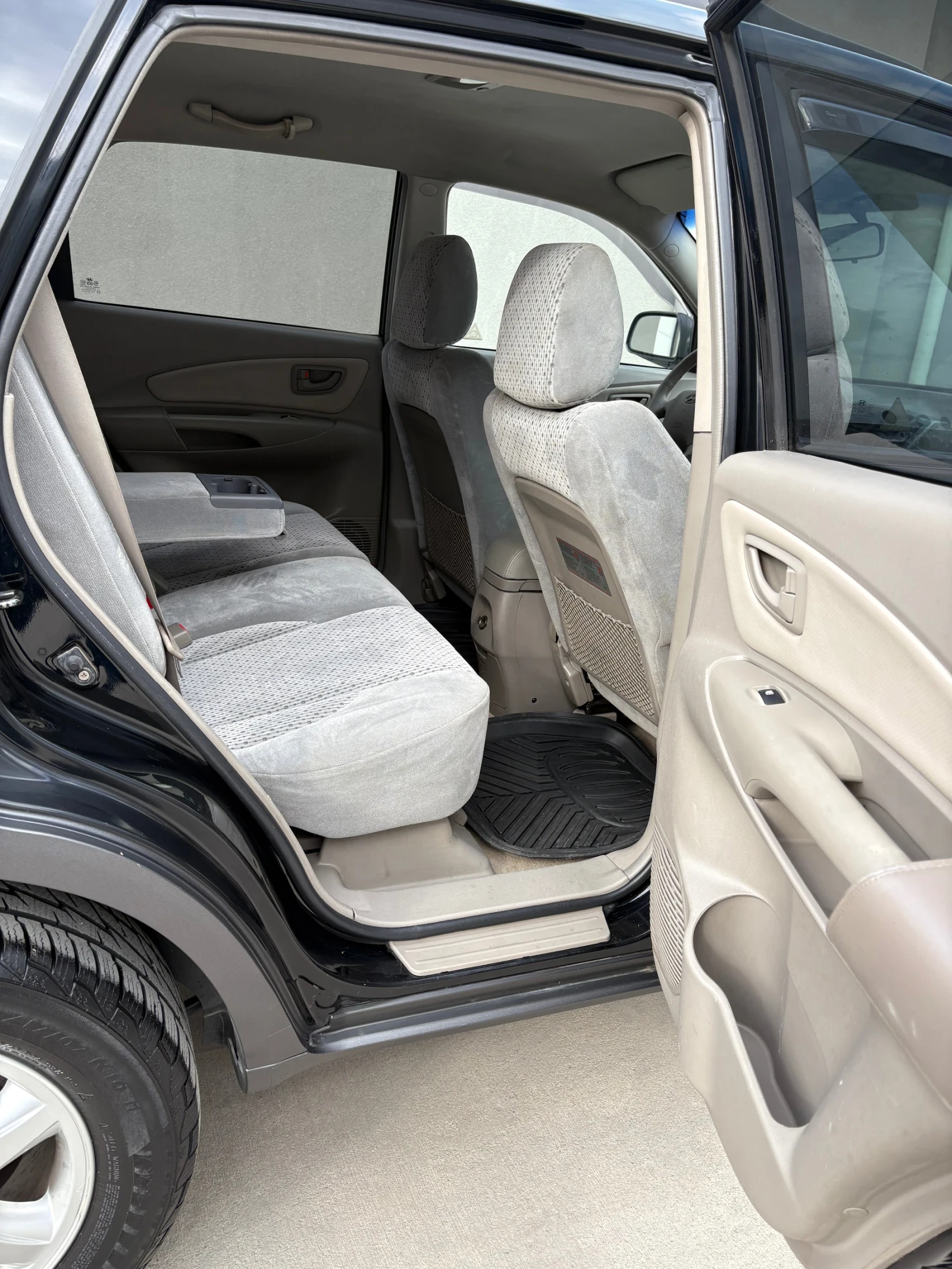 Hyundai Tucson 2.0 diesel 113hp, снимка 15 - Автомобили и джипове - 54175827