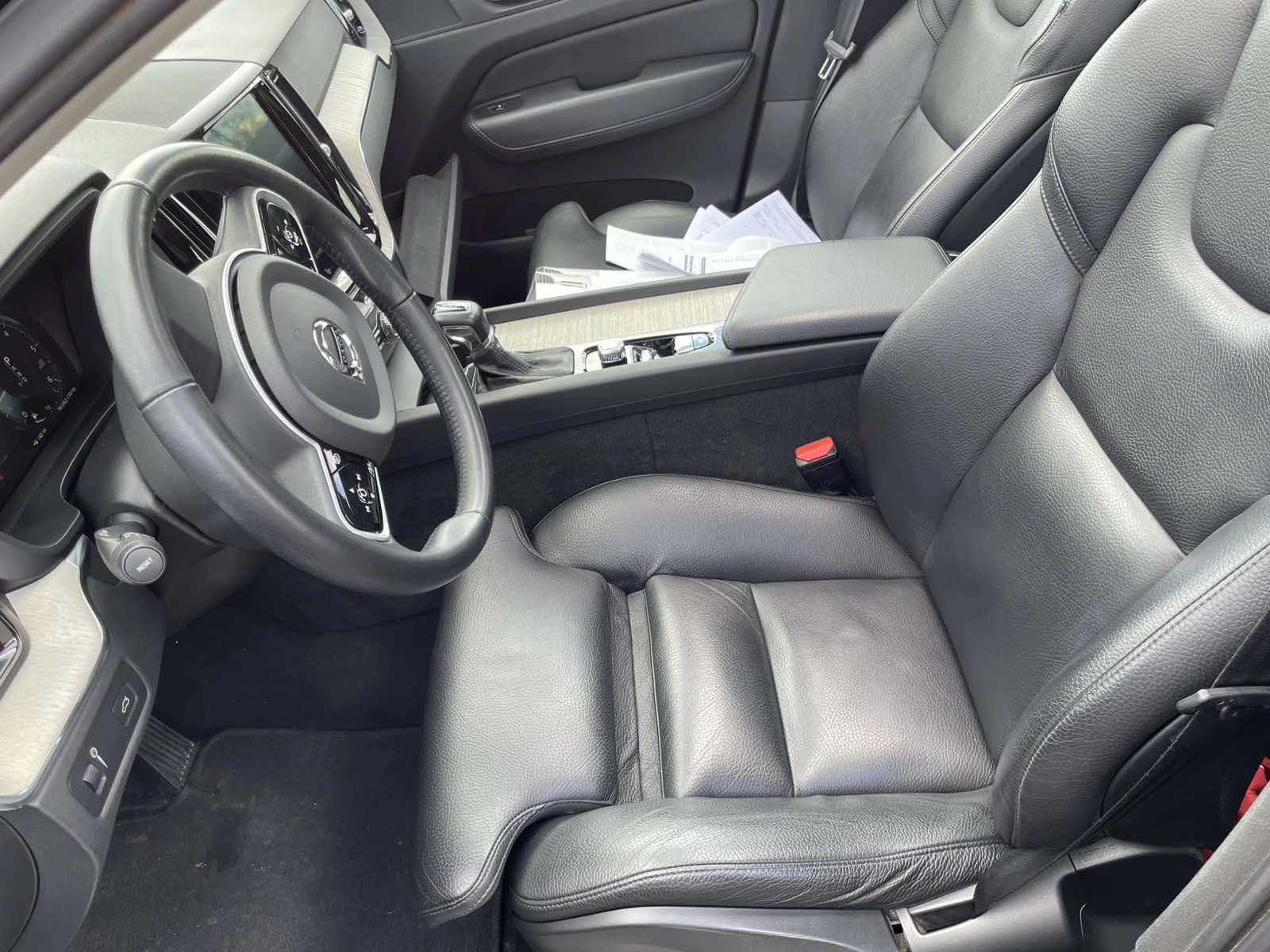 Volvo XC60 D5/Inscription/AWD/235кс/Панорама, снимка 9 - Автомобили и джипове - 54518213