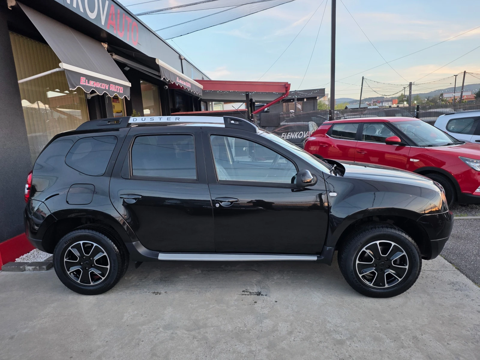 Dacia Duster !!!129982�� 1.2 TCE-125�.� Laureate 4WD-��������� | Mobile.bg � ����������� 5