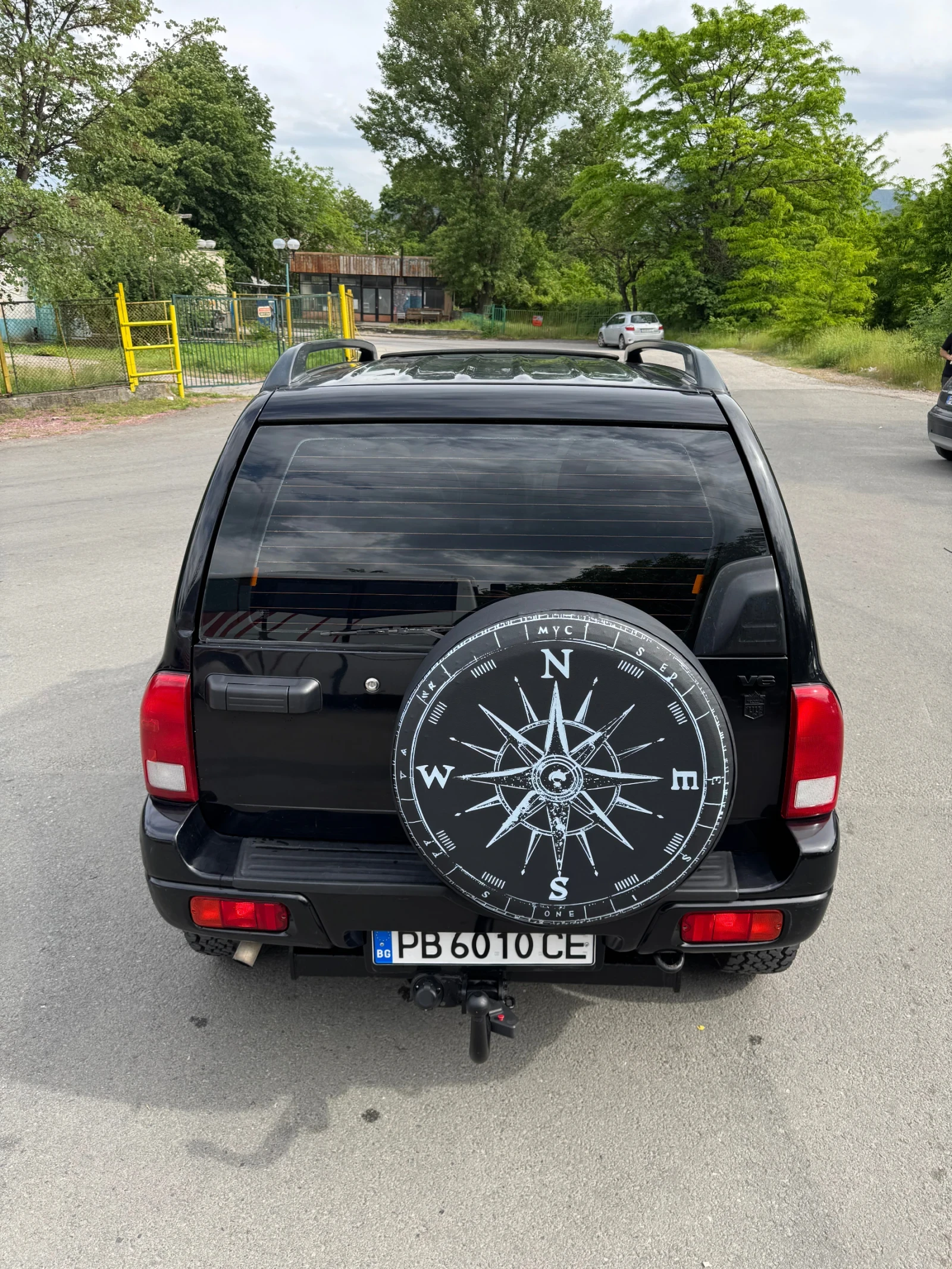 Suzuki Grand vitara 2.5 V6, снимка 8 - Автомобили и джипове - 54577921