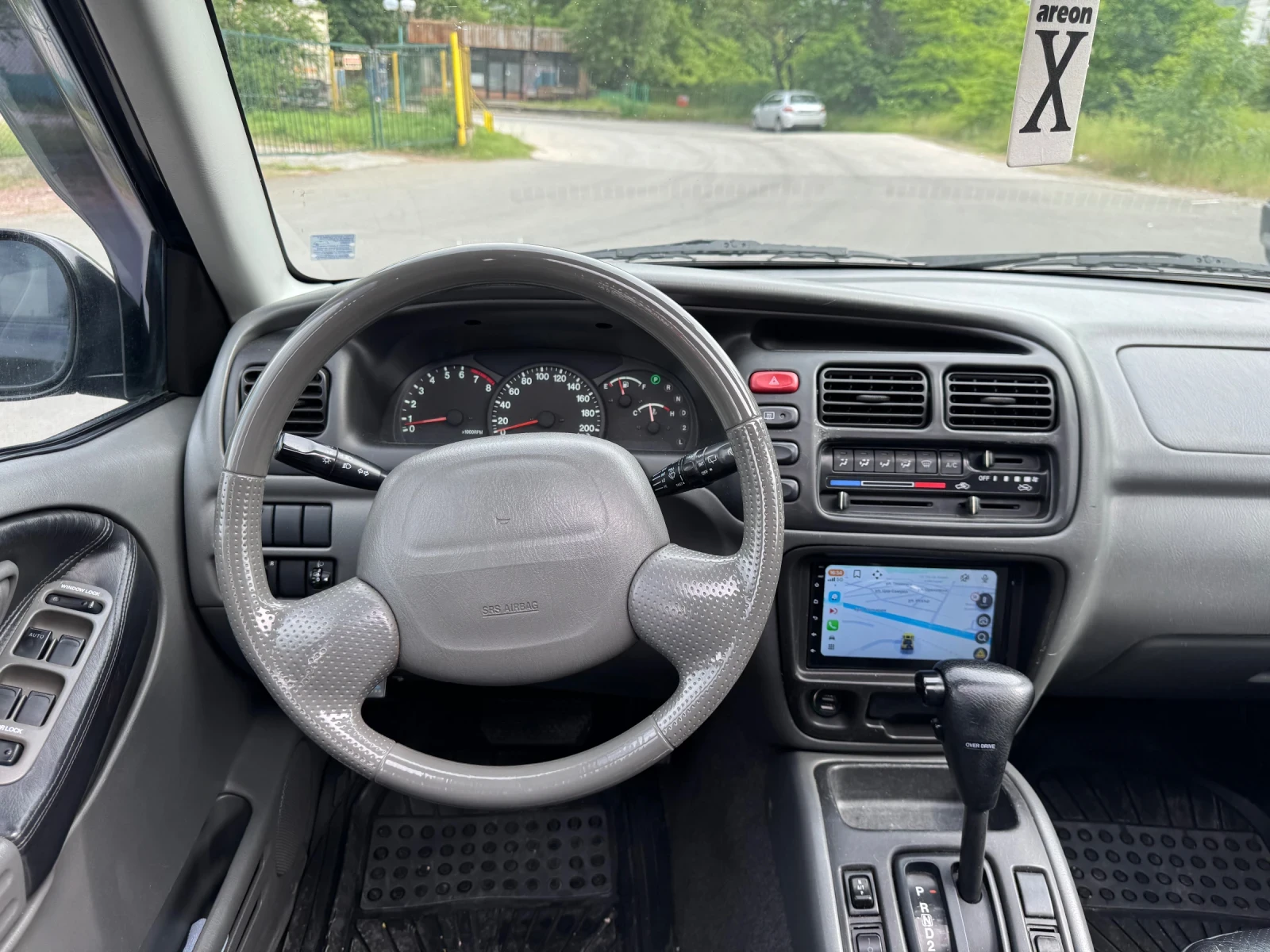 Suzuki Grand vitara 2.5 V6, снимка 10 - Автомобили и джипове - 54577921