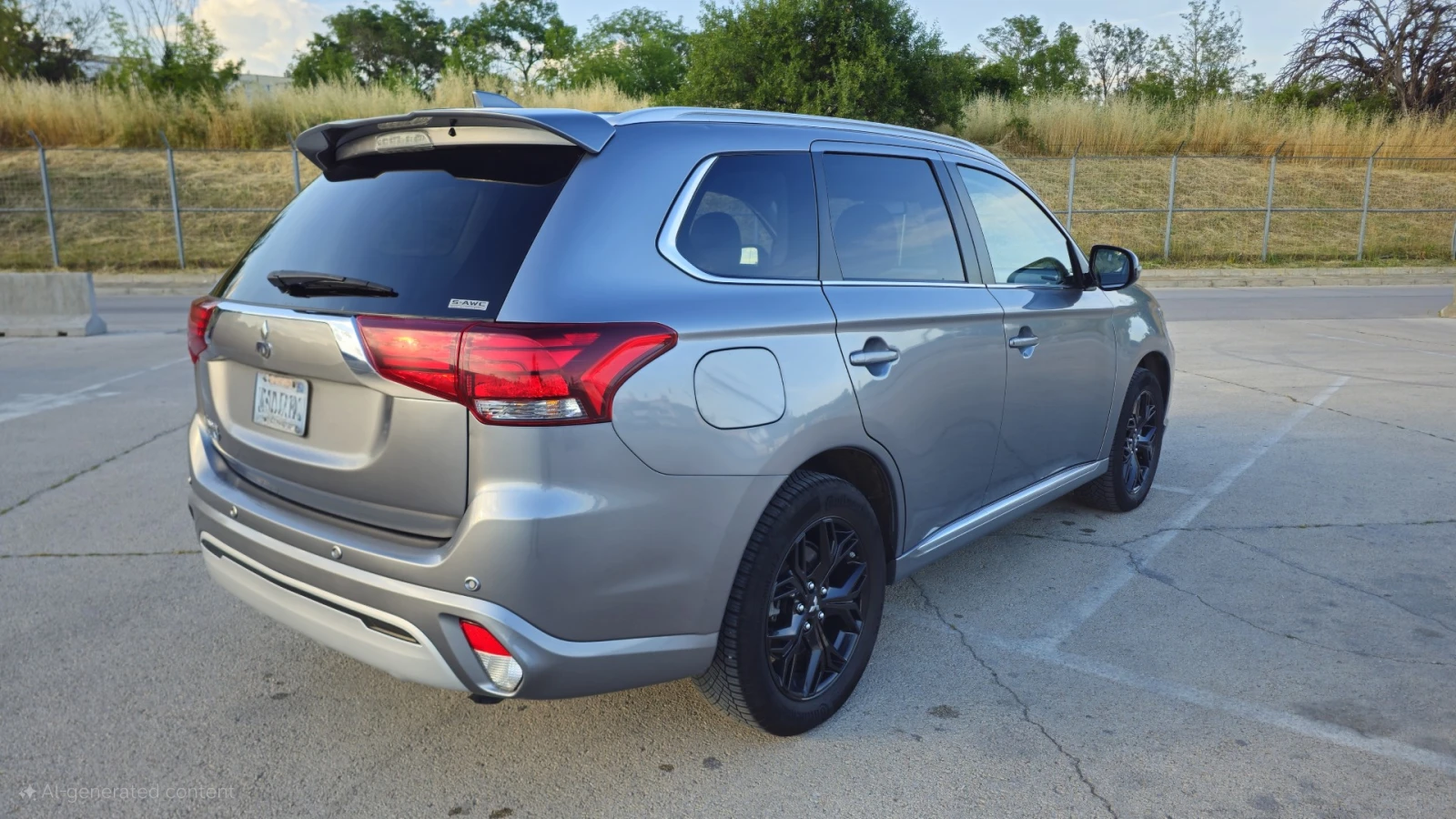 Mitsubishi Outlander, снимка 8 - Автомобили и джипове - 54918771