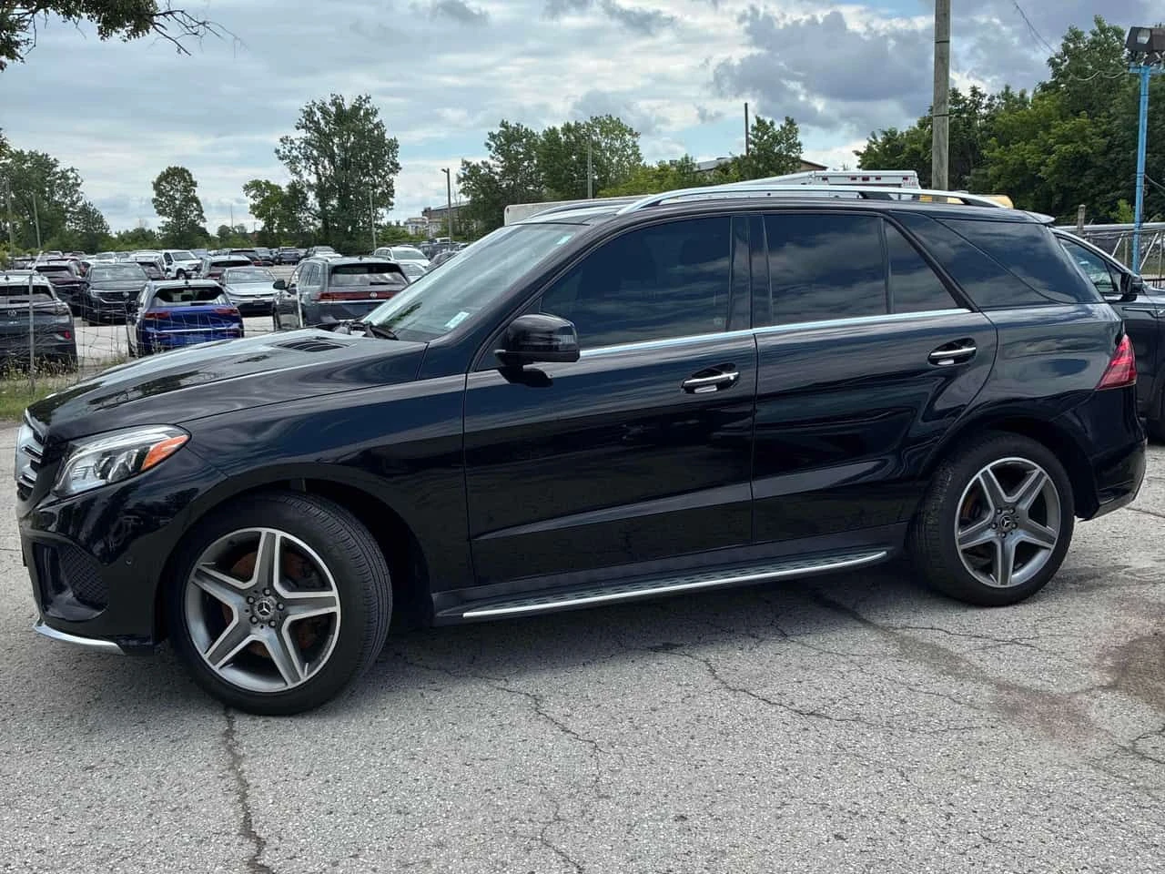 Mercedes-Benz GLE 400 4MATIC/ПАНОРАМА/ПОДГРЕВИ/360, снимка 3 - Автомобили и джипове - 54948450