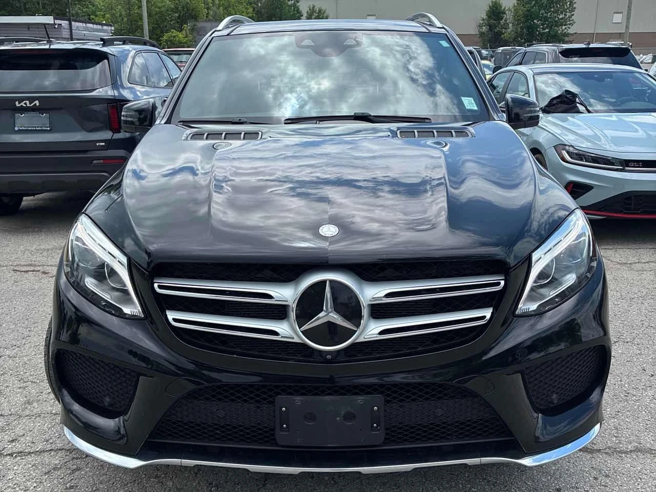 Mercedes-Benz GLE 400 4MATIC/ПАНОРАМА/ПОДГРЕВИ/360, снимка 2 - Автомобили и джипове - 54948450