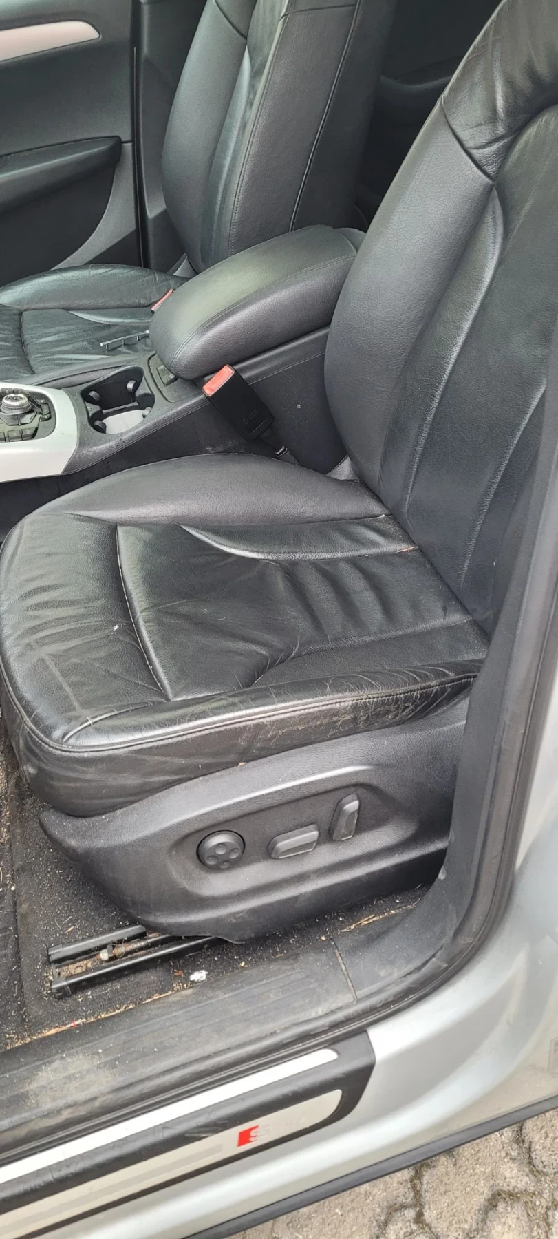 Audi Q5 3.2FSI , снимка 7 - Автомобили и джипове - 56296958