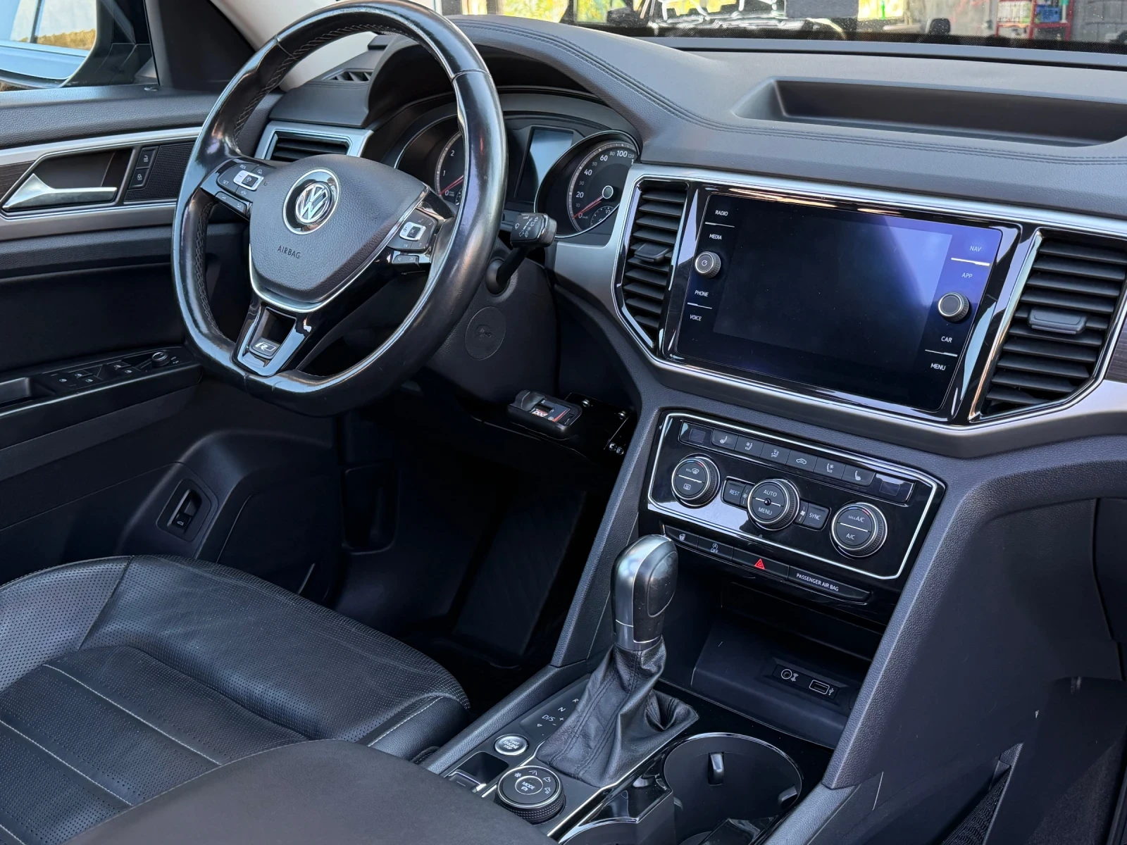 VW Atlas R-Line 3.6 VR6 FSI 4Motion | Mobile.bg � ����������� 9