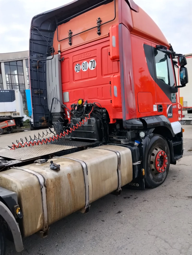 Iveco Stralis Влекач, снимка 4 - Камиони - 52457075