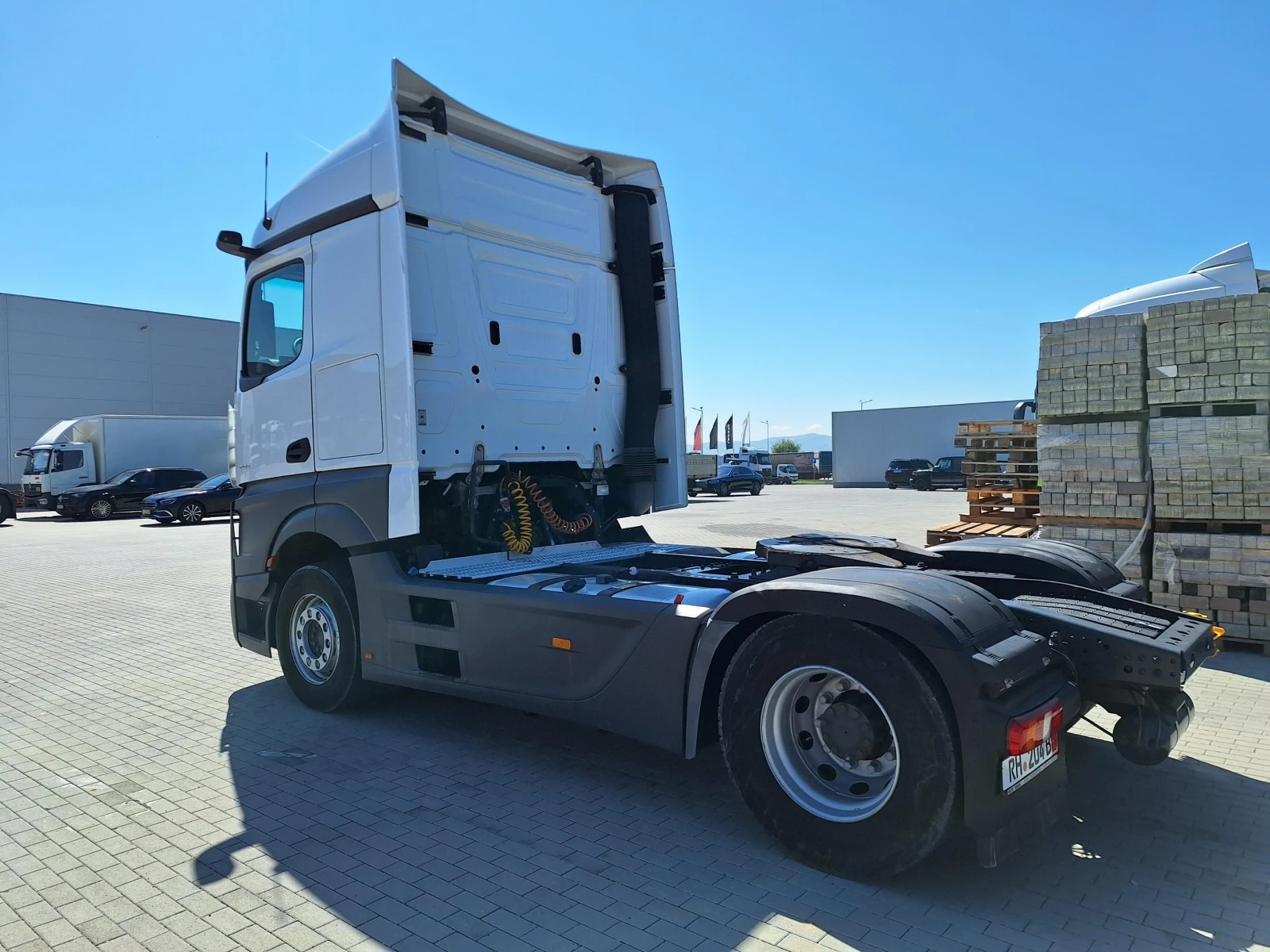 Mercedes-Benz Actros 1845 - изображение 4