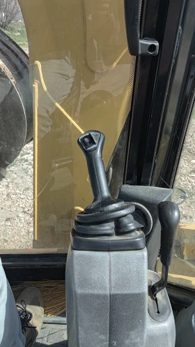 Багер Cat 434Е, снимка 13