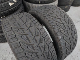 Гуми Зимни 235/40R18, снимка 4