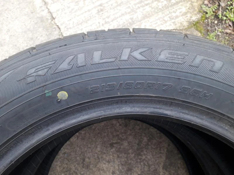 Гуми Летни 215/60R17, снимка 5 - Гуми и джанти - 24916138